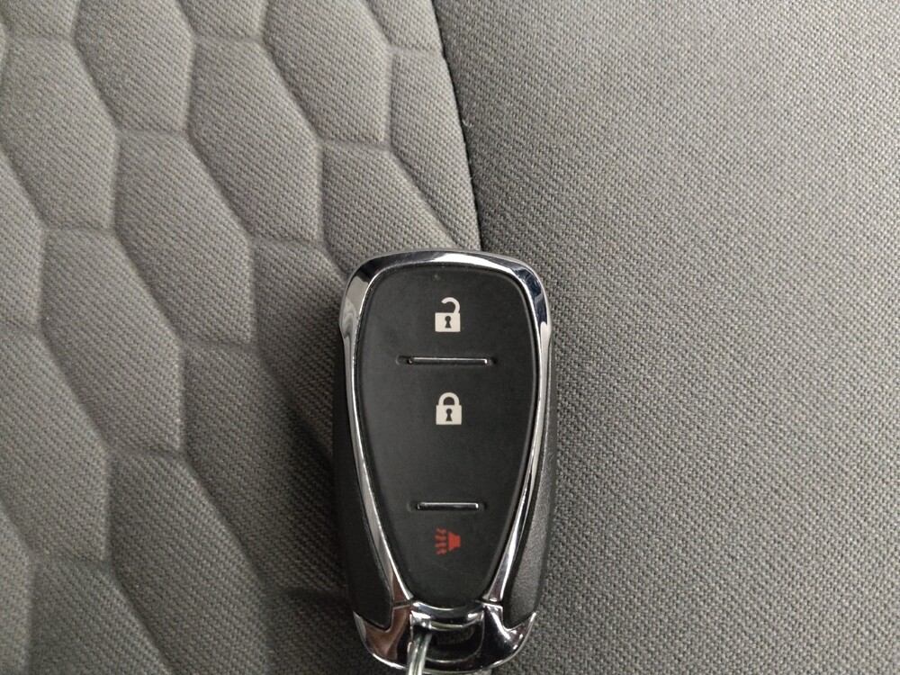 2020 Chevrolet Equinox in Midlothian, IL 60445 - 18120218 32