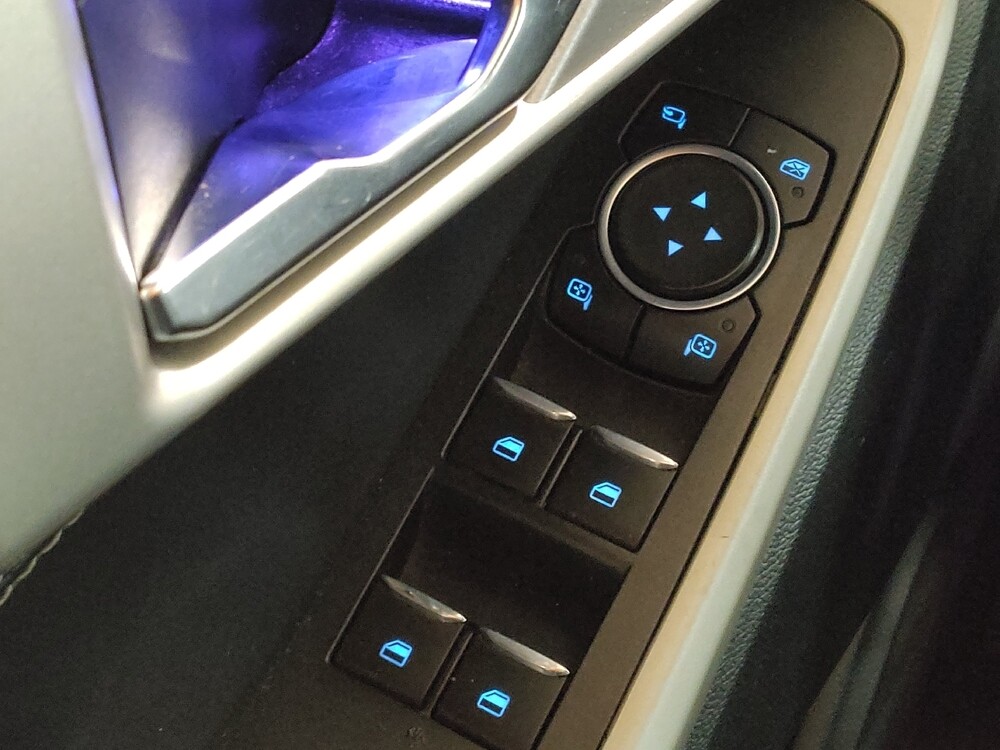 2021 Ford Explorer in Arlington, TX 76011 - 18120220 27