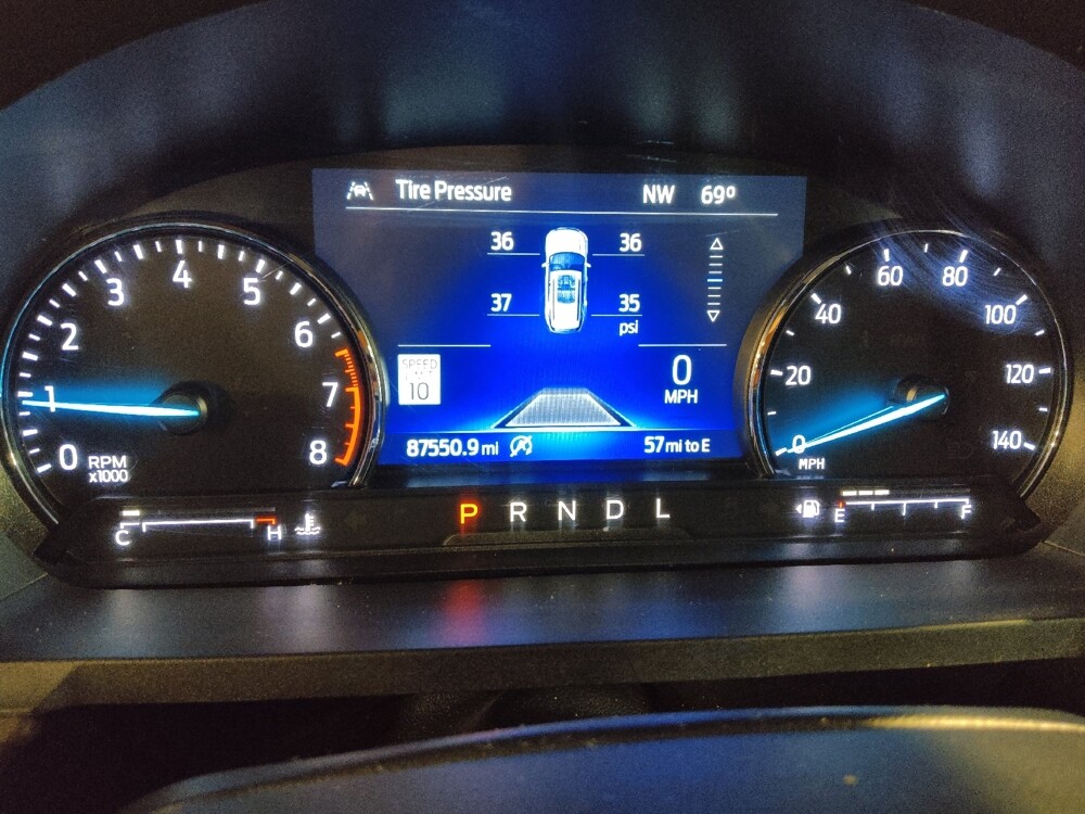 2021 Ford Explorer in Arlington, TX 76011 - 18120220 23