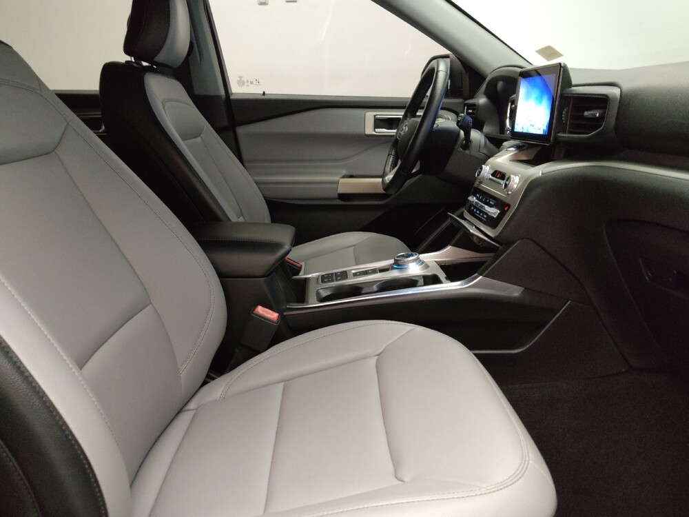 2021 Ford Explorer in Lewisville, TX 75067 - 18120226 21