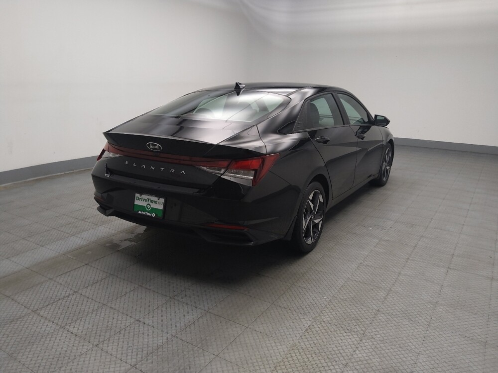 2023 Hyundai Elantra in Lombard, IL 60148 - 18120235 9