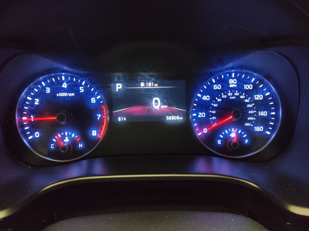 2023 Kia Forte in Des Moines, IA 50310 - 18120238 23