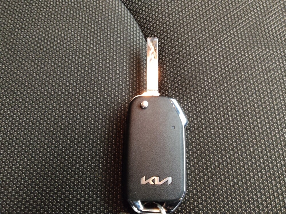 2023 Kia Forte in Des Moines, IA 50310 - 18120238 32