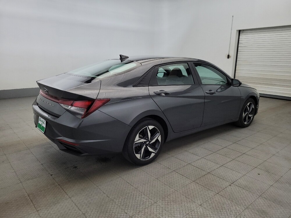2023 Hyundai Elantra in Williamstown, NJ 8094 - 18120239 10