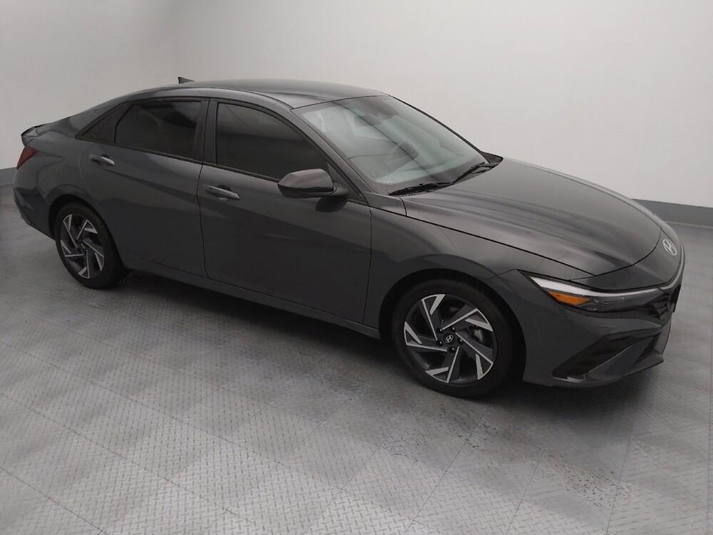 2025 Hyundai Elantra in St. Louis, MO 63136 - 18120244 11