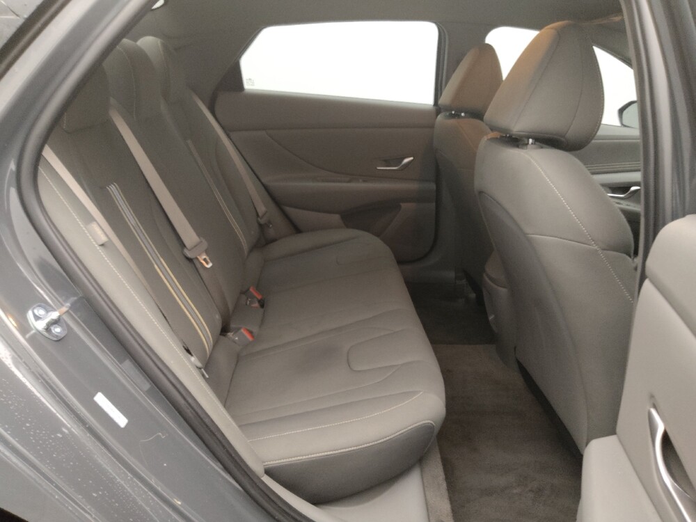 2025 Hyundai Elantra in St. Louis, MO 63136 - 18120244 19