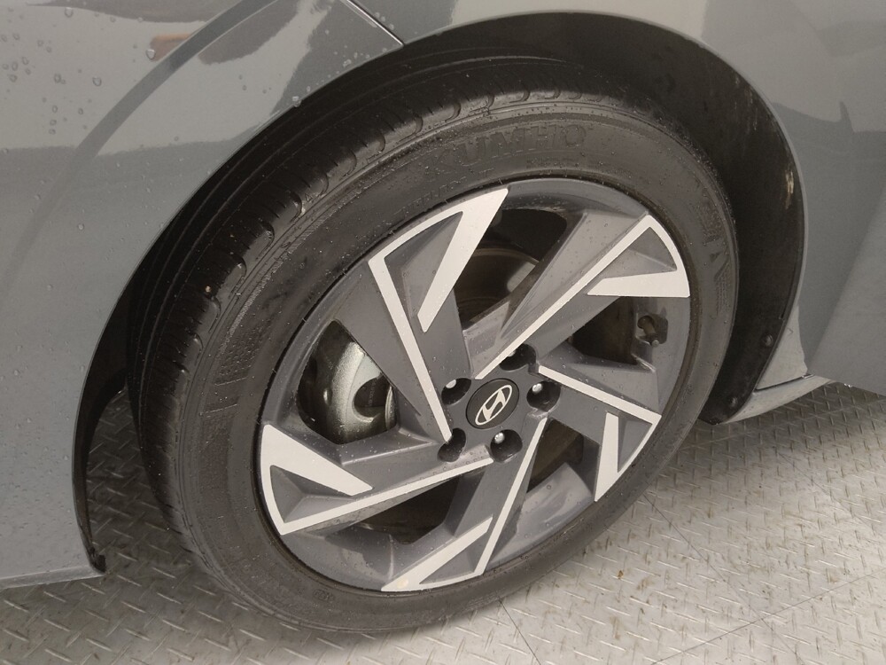 2025 Hyundai Elantra in St. Louis, MO 63136 - 18120244 31