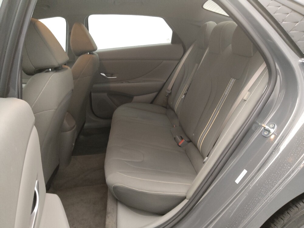 2025 Hyundai Elantra in St. Louis, MO 63136 - 18120244 18