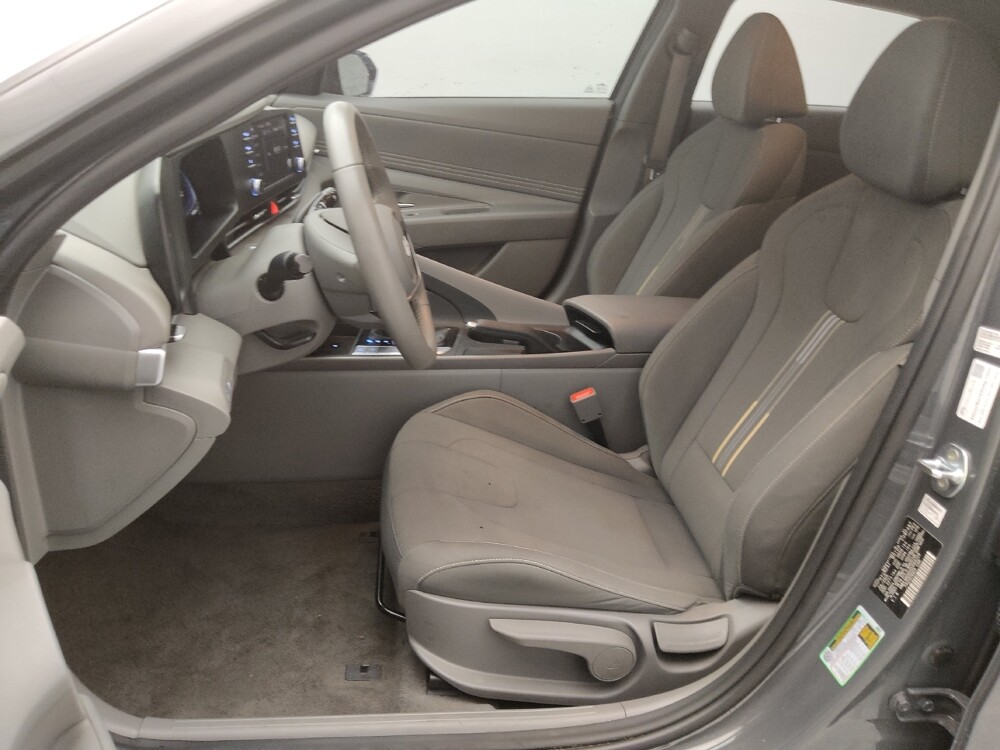 2025 Hyundai Elantra in St. Louis, MO 63136 - 18120244 17