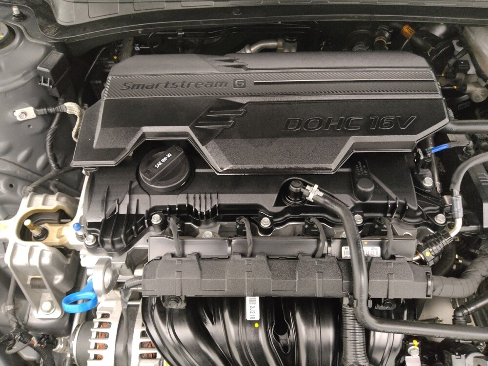 2025 Hyundai Elantra in St. Louis, MO 63136 - 18120244 30