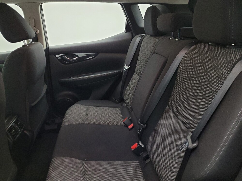 2019 Nissan Rogue Sport in Glendale, AZ 85301 - 18120253 18