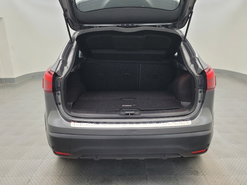 2019 Nissan Rogue Sport in Glendale, AZ 85301 - 18120253 29