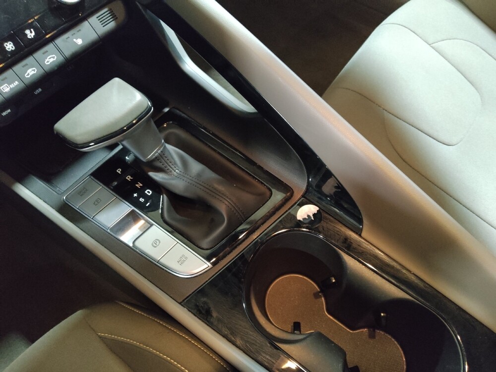 2025 Hyundai Elantra in Oklahoma City, OK 73139 - 18120262 24