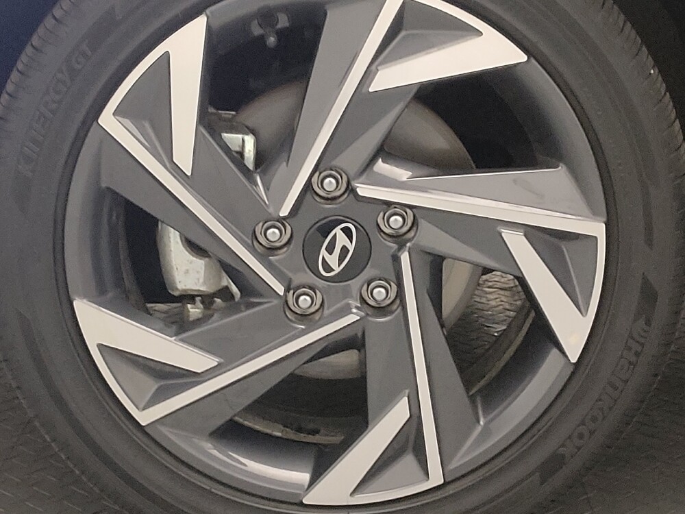 2025 Hyundai Elantra in Oklahoma City, OK 73139 - 18120262 29