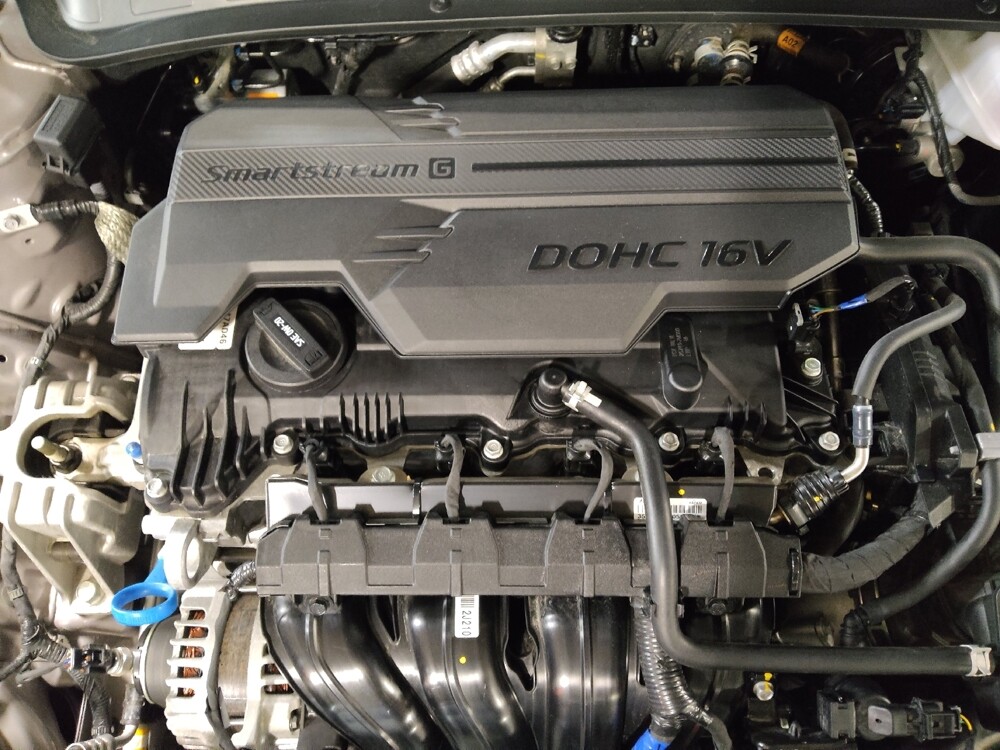 2025 Hyundai Elantra in Oklahoma City, OK 73139 - 18120262 28