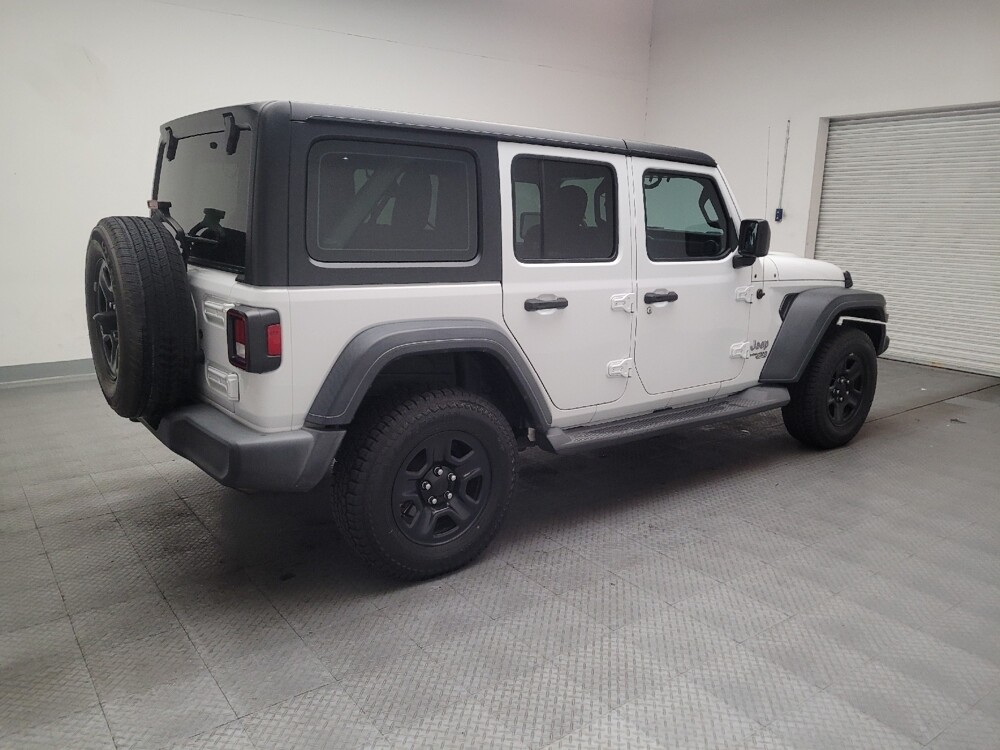 2018 Jeep Wrangler in Downey, CA 90241 - 18120271 10
