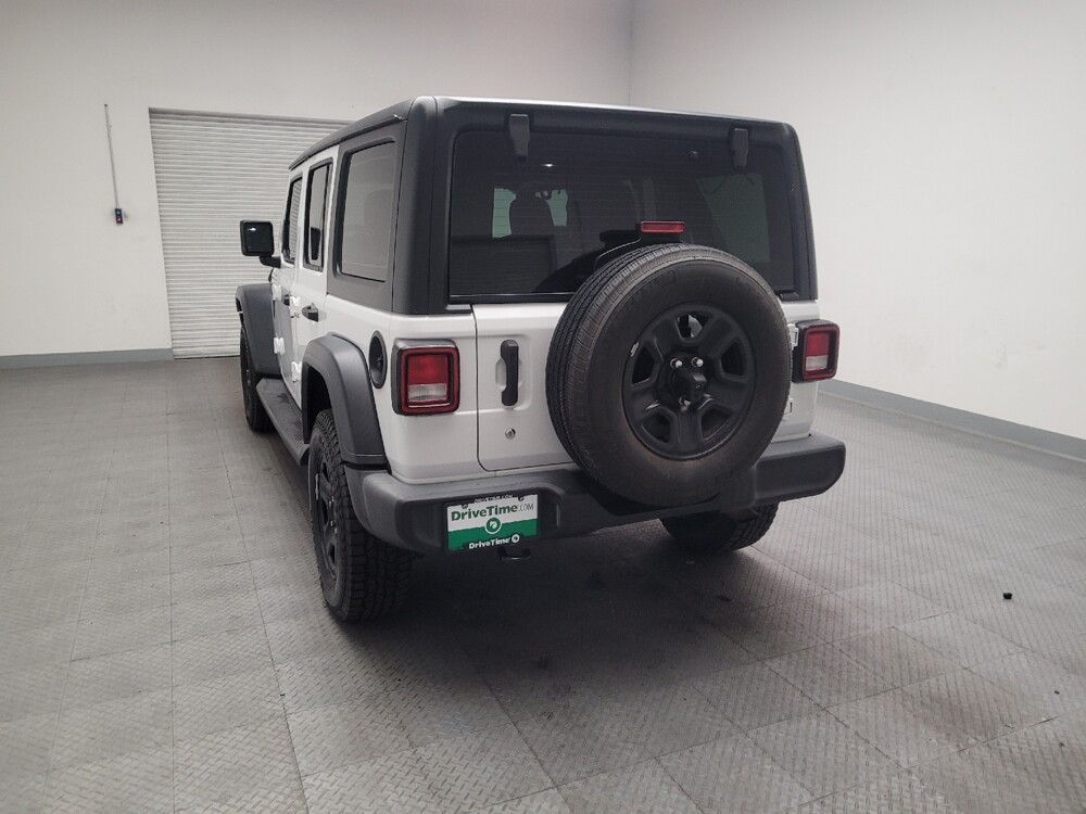 2018 Jeep Wrangler in Downey, CA 90241 - 18120271 6