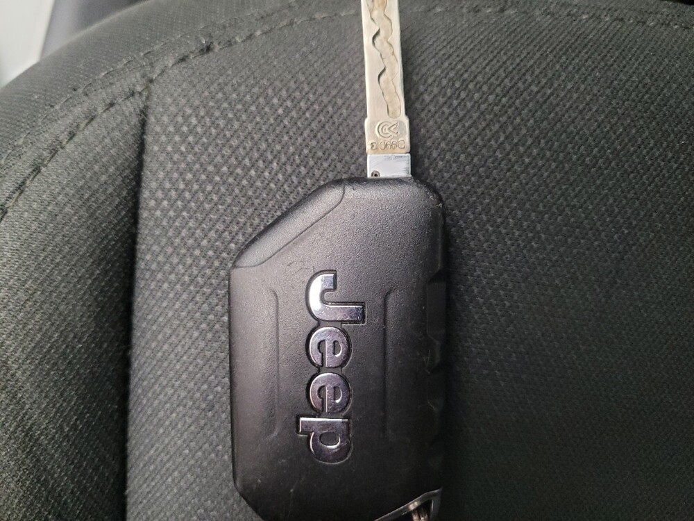 2018 Jeep Wrangler in Downey, CA 90241 - 18120271 32