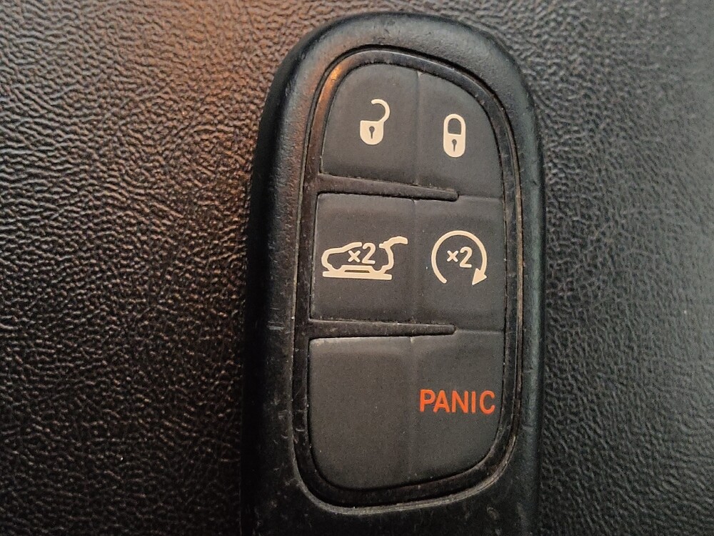 2021 Jeep Cherokee in Tallahassee, FL 32304 - 18120276 32