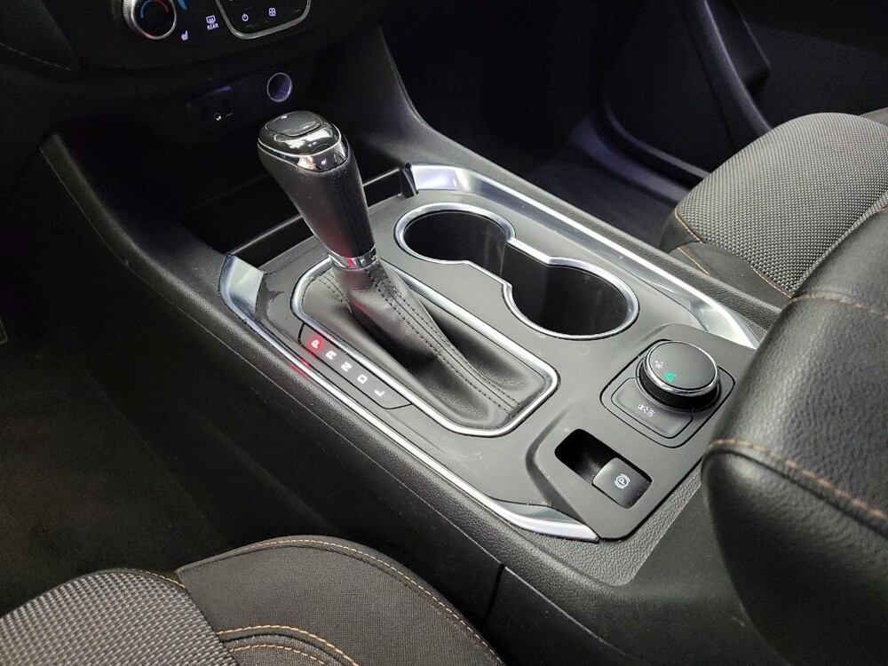 2019 Chevrolet Traverse in Grand Rapids, MI 49508 - 18120279 26