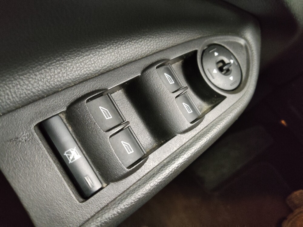 2018 Ford Escape in Springfield, MO 65807 - 18120281 27