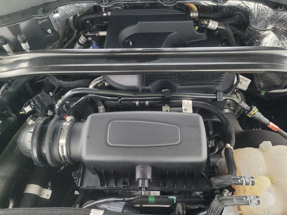 2020 Ford Explorer in Indianapolis, IN 46222 - 18120283 30