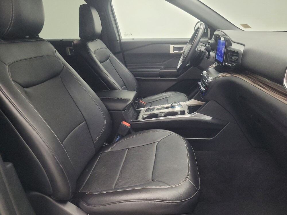 2020 Ford Explorer in Indianapolis, IN 46222 - 18120283 21
