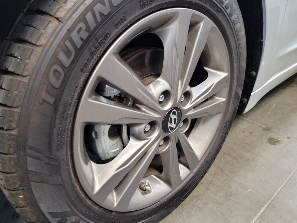 2018 Hyundai Elantra in Downey, CA 90241 - 18120287 31