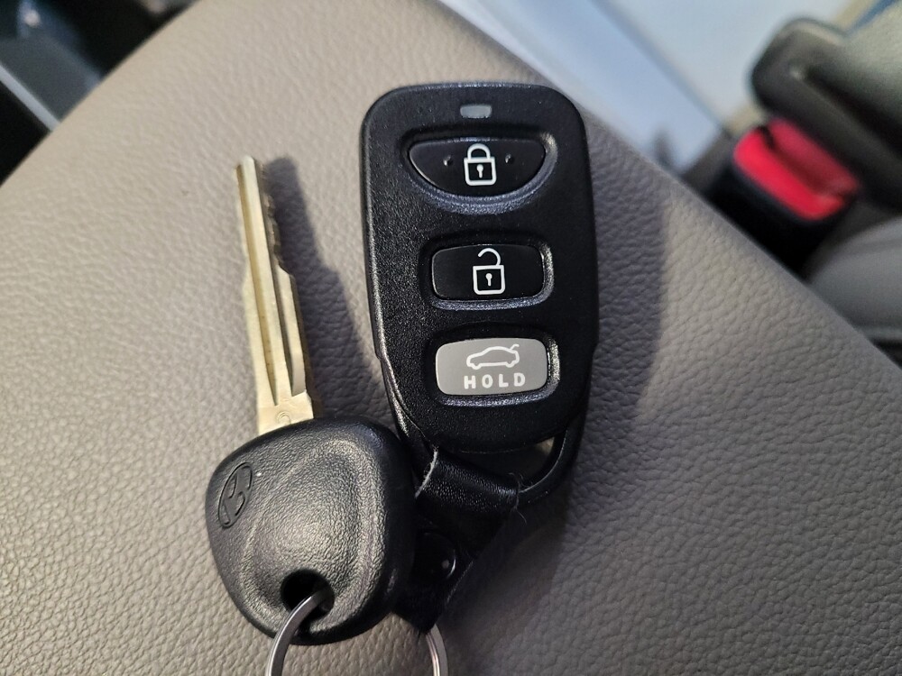 2018 Hyundai Elantra in Downey, CA 90241 - 18120287 32