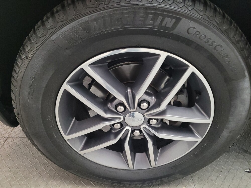 2017 Jeep Grand Cherokee in Sacramento, CA 95821 - 18120288 31