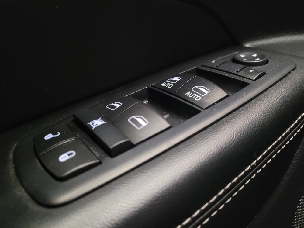 2017 Jeep Grand Cherokee in Sacramento, CA 95821 - 18120288 27