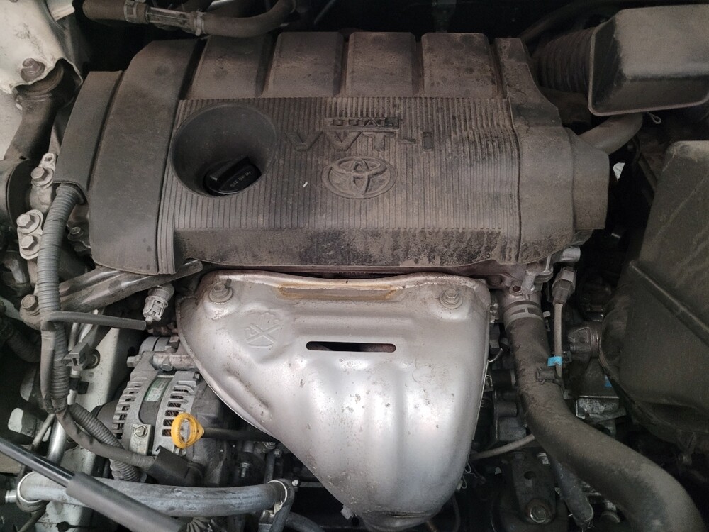 2019 Toyota Highlander in Downey, CA 90241 - 18120289 30