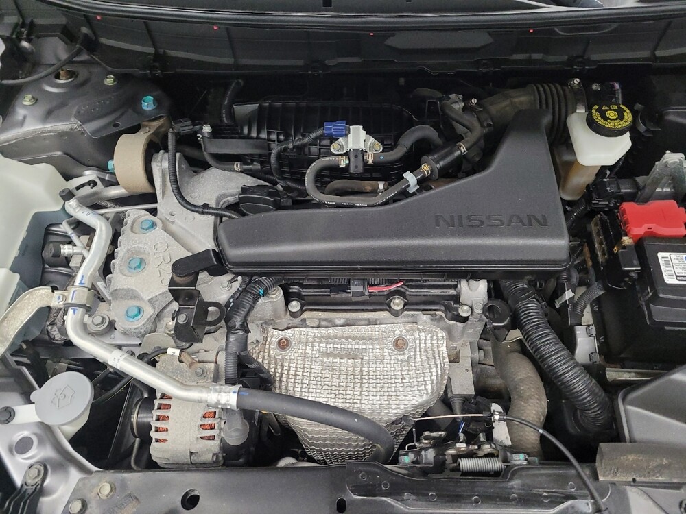 2019 Nissan Rogue in Maple Heights, OH 44137 - 18120298 30