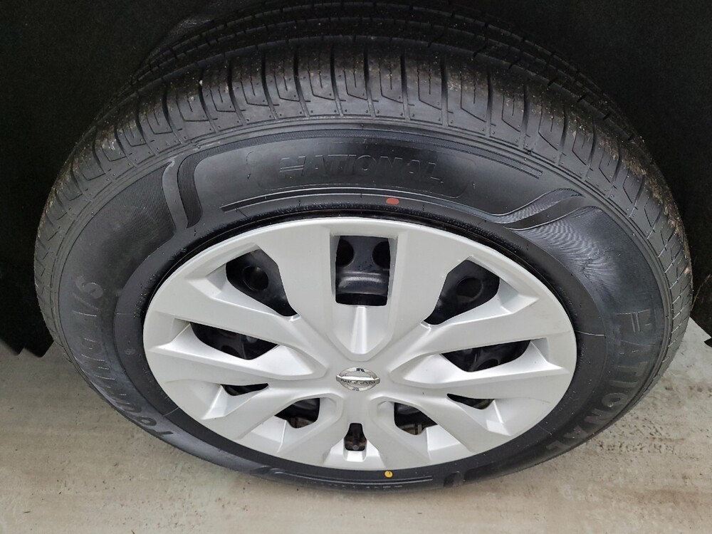 2019 Nissan Rogue in Maple Heights, OH 44137 - 18120298 31