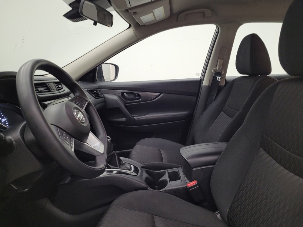 2019 Nissan Rogue in Maple Heights, OH 44137 - 18120298 17