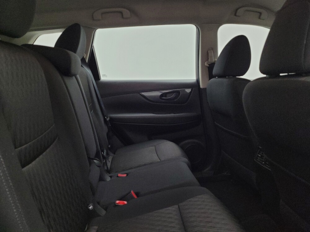 2019 Nissan Rogue in Maple Heights, OH 44137 - 18120298 19