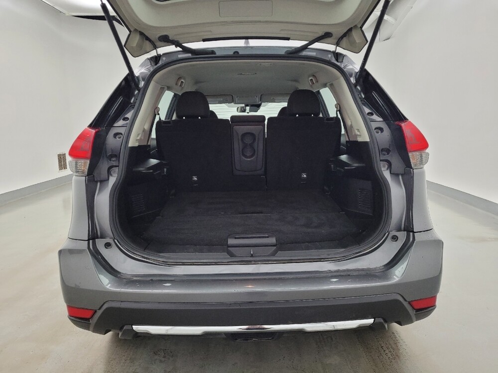 2019 Nissan Rogue in Maple Heights, OH 44137 - 18120298 29