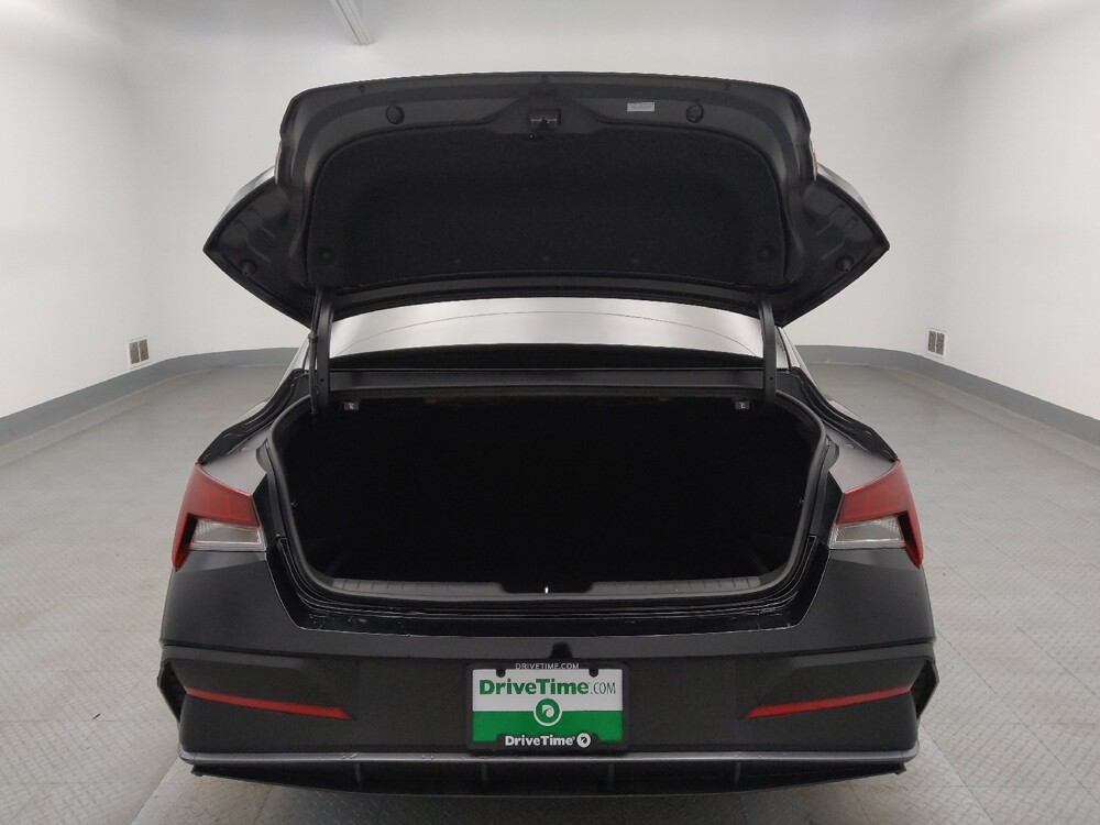 2025 Hyundai Elantra in Lakewood, CO 80215 - 18120299 29