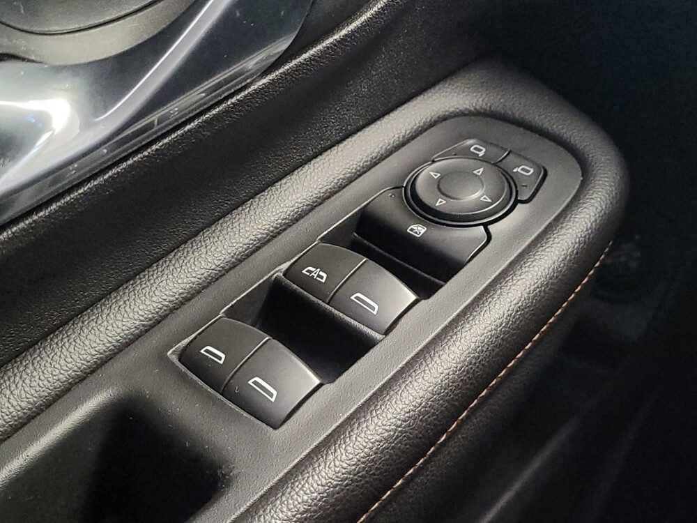 2018 GMC Terrain in Maple Heights, OH 44137 - 18120302 27