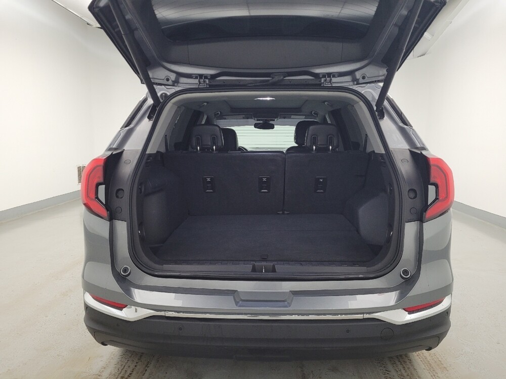 2018 GMC Terrain in Maple Heights, OH 44137 - 18120302 29