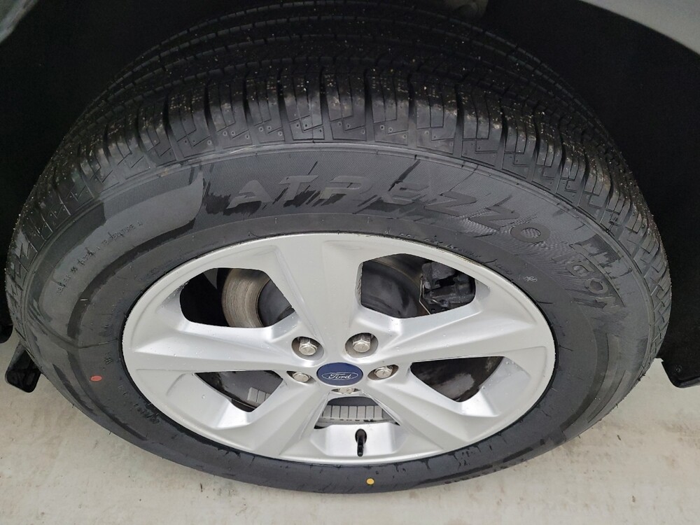 2020 Ford Edge in Columbus, OH 43228 - 18120303 31