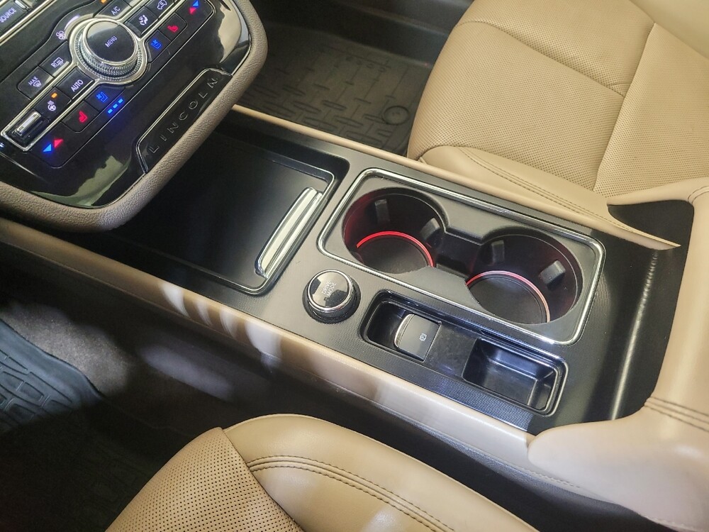 2021 Lincoln Corsair in Maple Heights, OH 44137 - 18120304 26