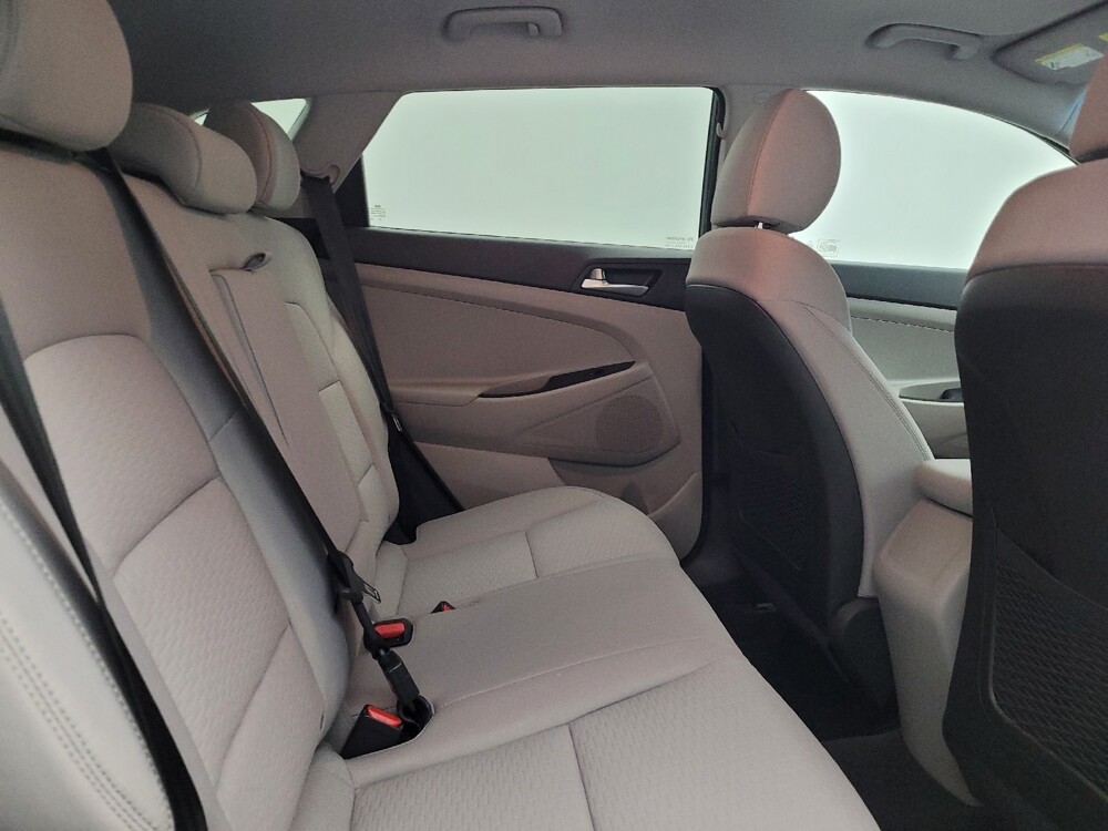 2021 Hyundai Tucson in Columbus, OH 43228 - 18120315 19