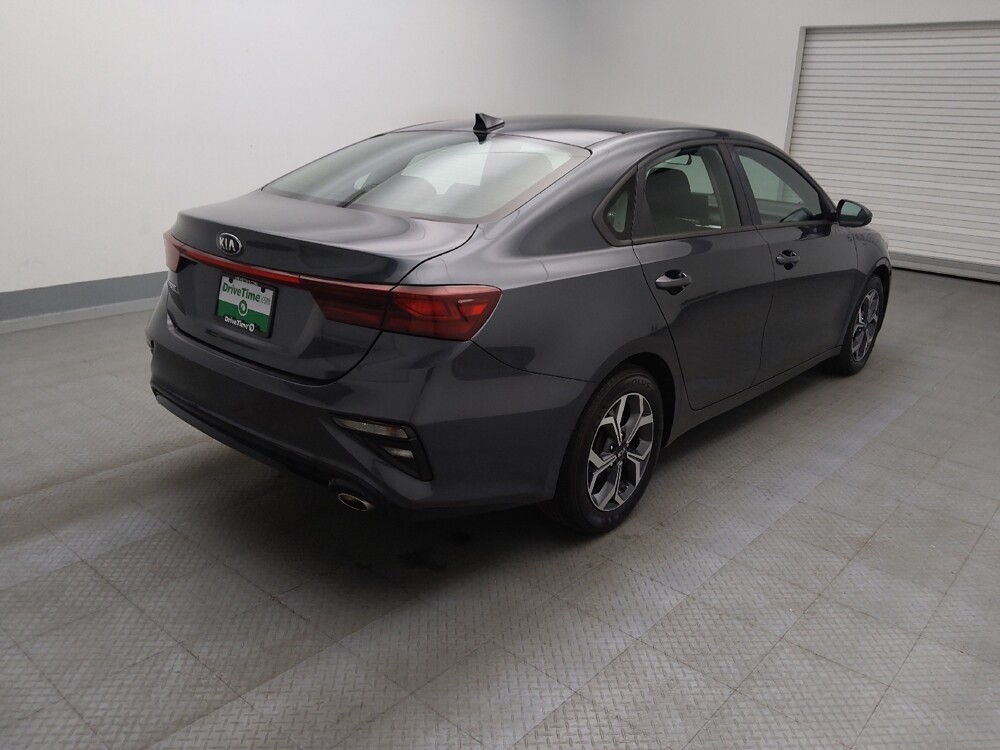 2019 Kia Forte in Lakewood, CO 80215 - 18120316 9