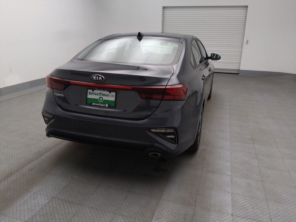 2019 Kia Forte in Lakewood, CO 80215 - 18120316 7