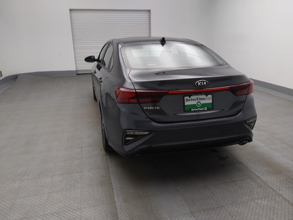 2019 Kia Forte in Lakewood, CO 80215 - 18120316 6