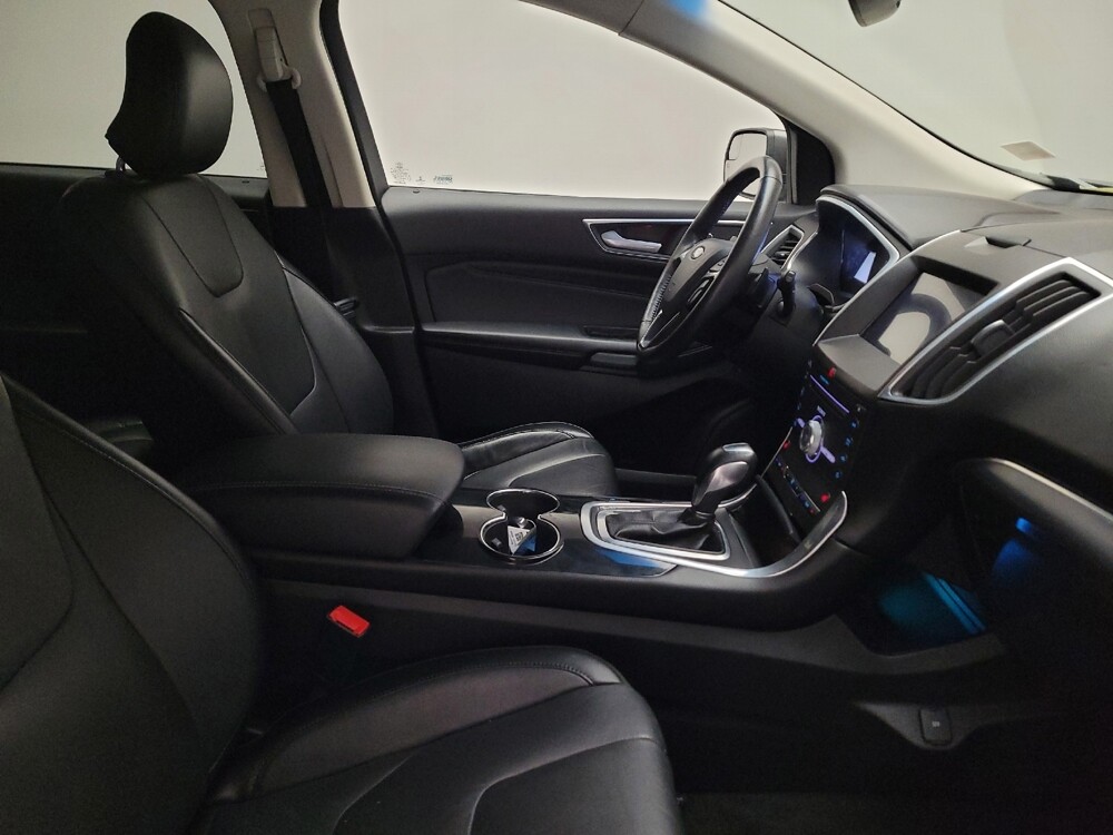2017 Ford Edge in Fresno, CA 93726 - 18120324 21