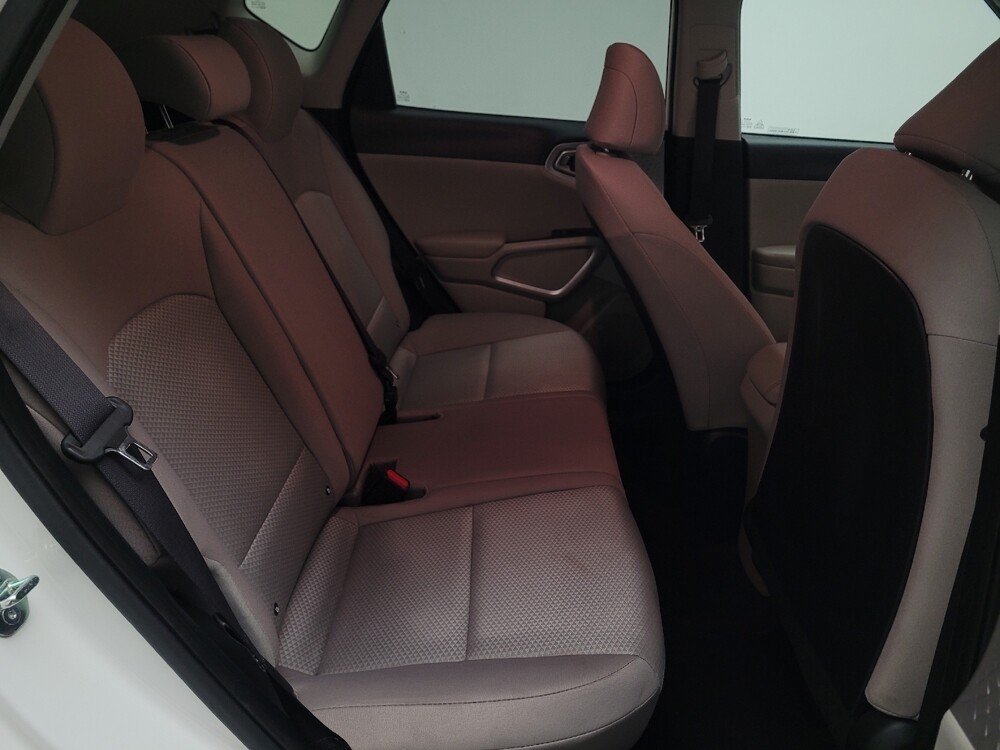 2023 Kia Soul in Bakersfield, CA 93309 - 18120326 19