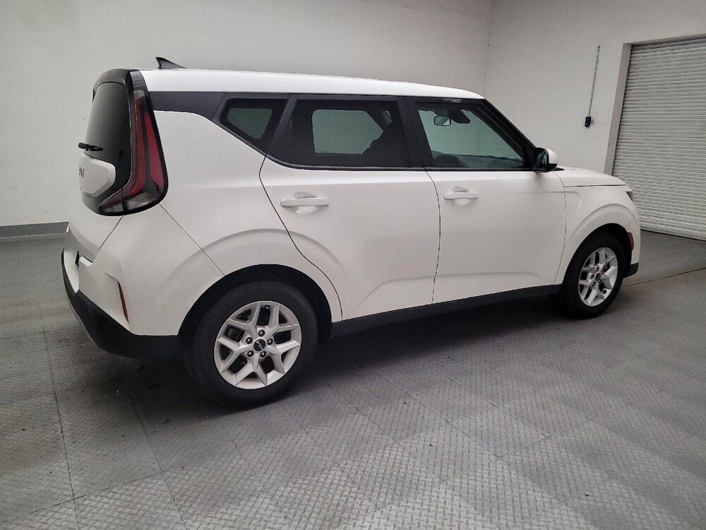 2023 Kia Soul in Bakersfield, CA 93309 - 18120326 10