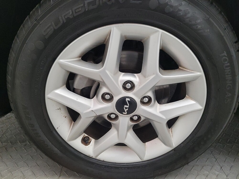 2023 Kia Soul in Bakersfield, CA 93309 - 18120326 31